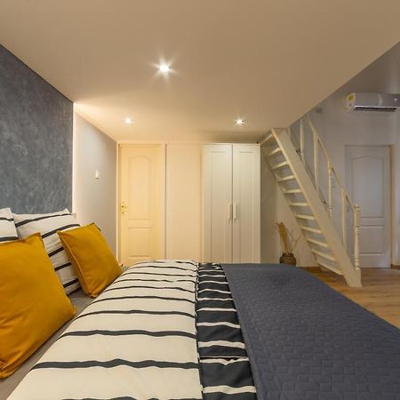 Lovely 1 Bedroom Flat With Central Location Budapest Kültér fotó